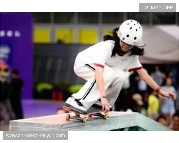 2025FISE上海站落幕：4天吸引30万观众，汉娜·罗伯茨、贾斯汀·道尔分获UCI世界杯男女组冠军